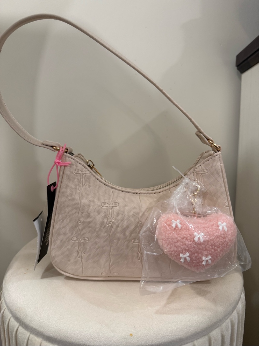 Women’s Cream Shoulder Bag with Pink Heart Charm